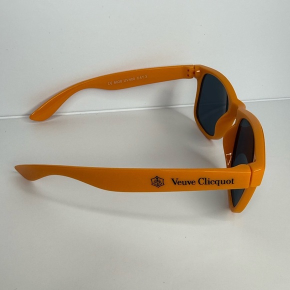 Veuve clicquot Accessories - Veuve Clicquot Orange Sunglasses